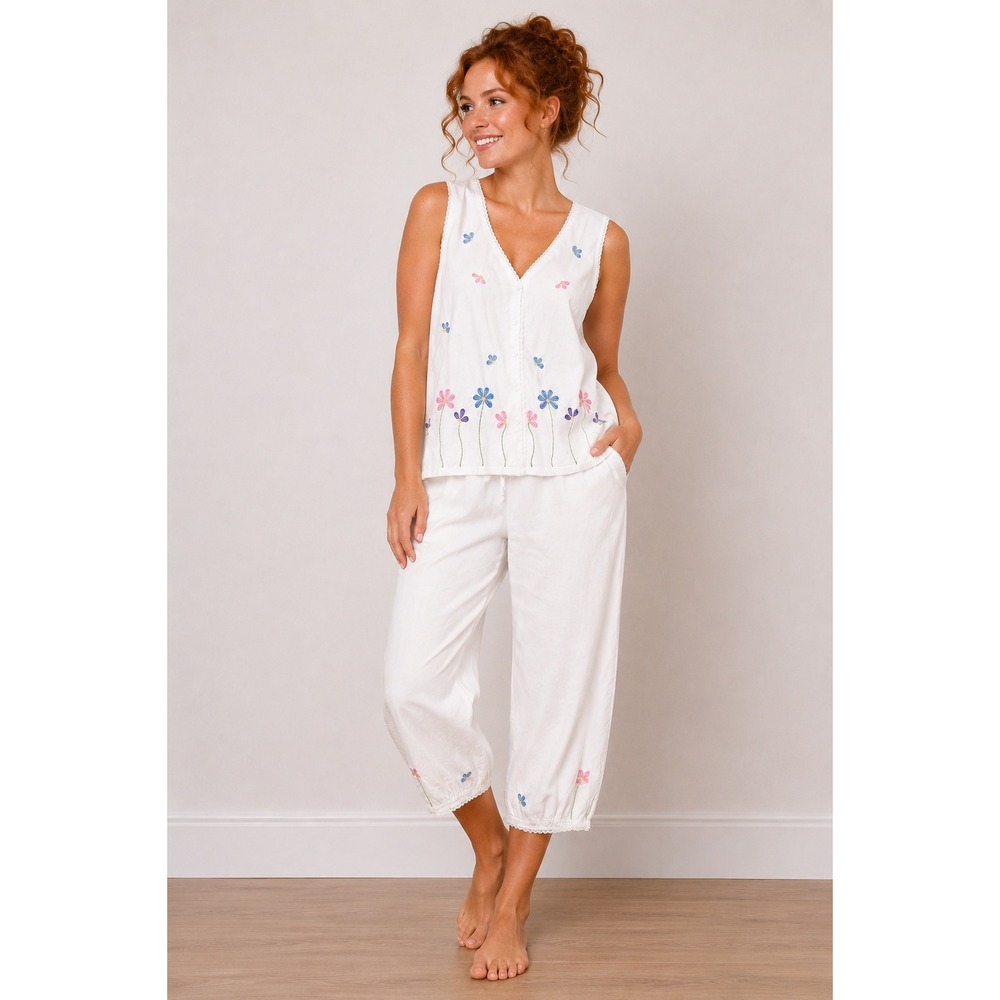 Sarah Spencers Intimates‎ White Cotton Floral Embroidered Vintage Set Medium